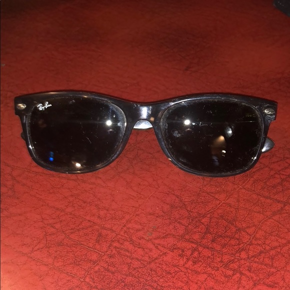 Rayban sunglasses - Picture 1 of 2
